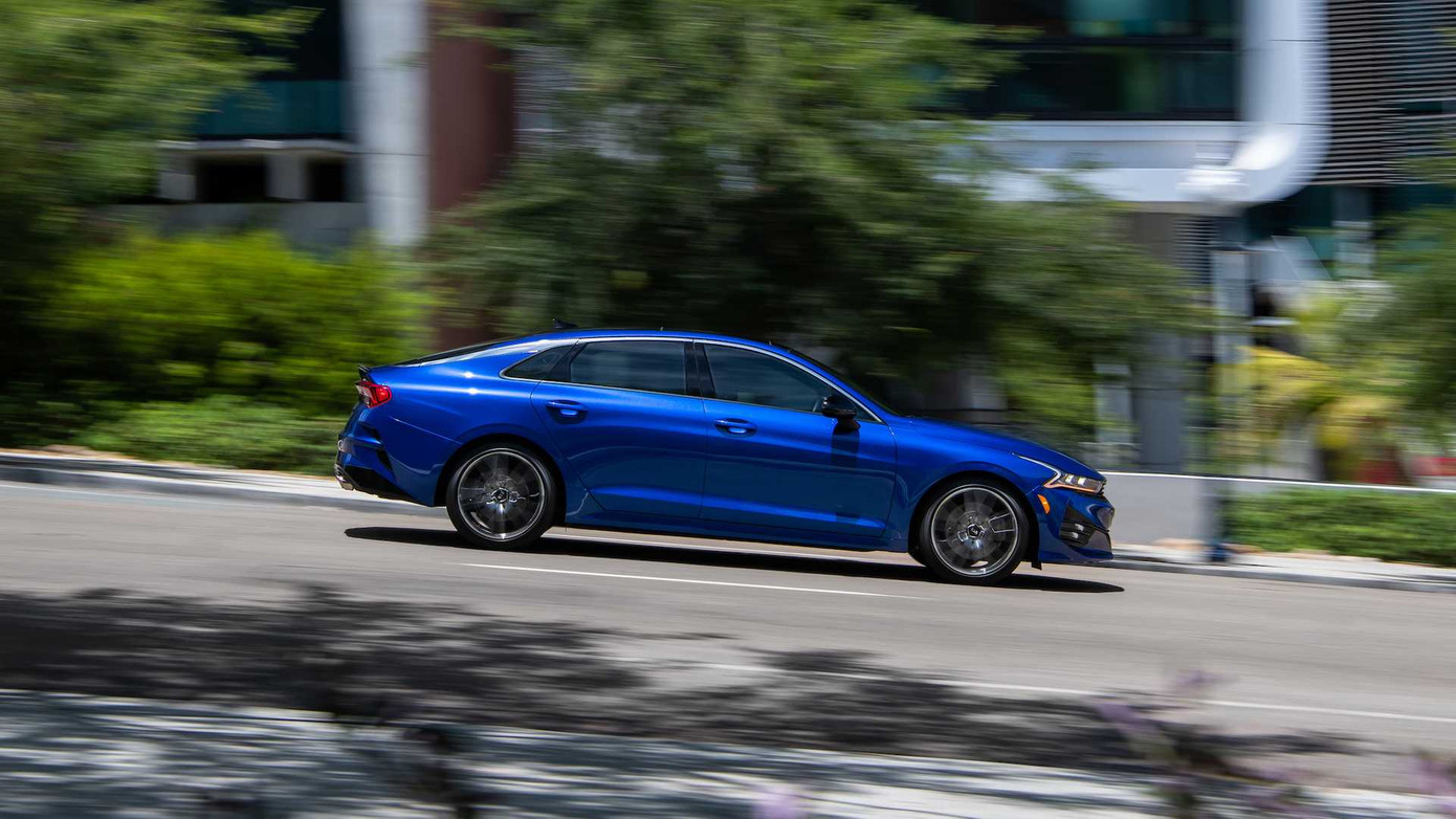 Kia Optima thế hệ mới tại Mỹ có giá từ 567 triệu đồng ảnh 1