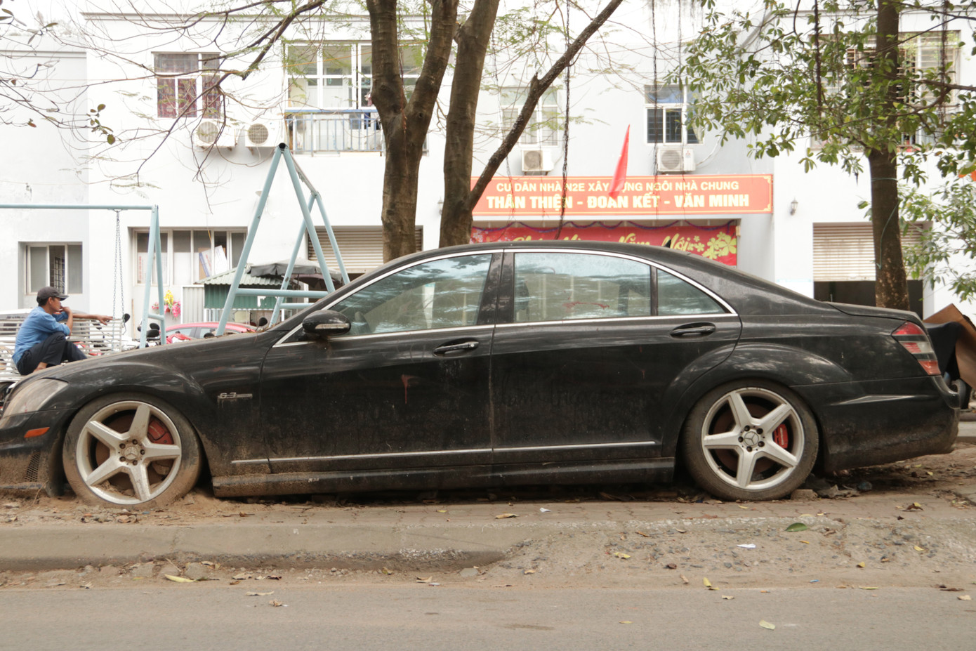 Bí ẩn chủ nhân những siêu xe bị lãng quên nhiều năm trên vỉa hè Hà Nội ảnh 17