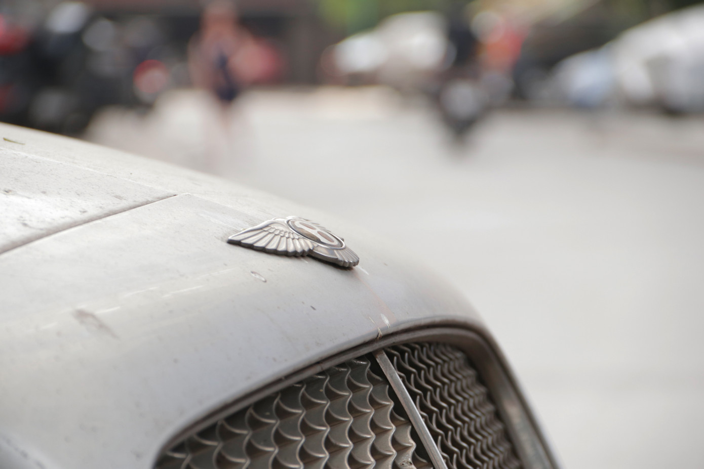 Bí ẩn chủ nhân những siêu xe bị lãng quên nhiều năm trên vỉa hè Hà Nội ảnh 10