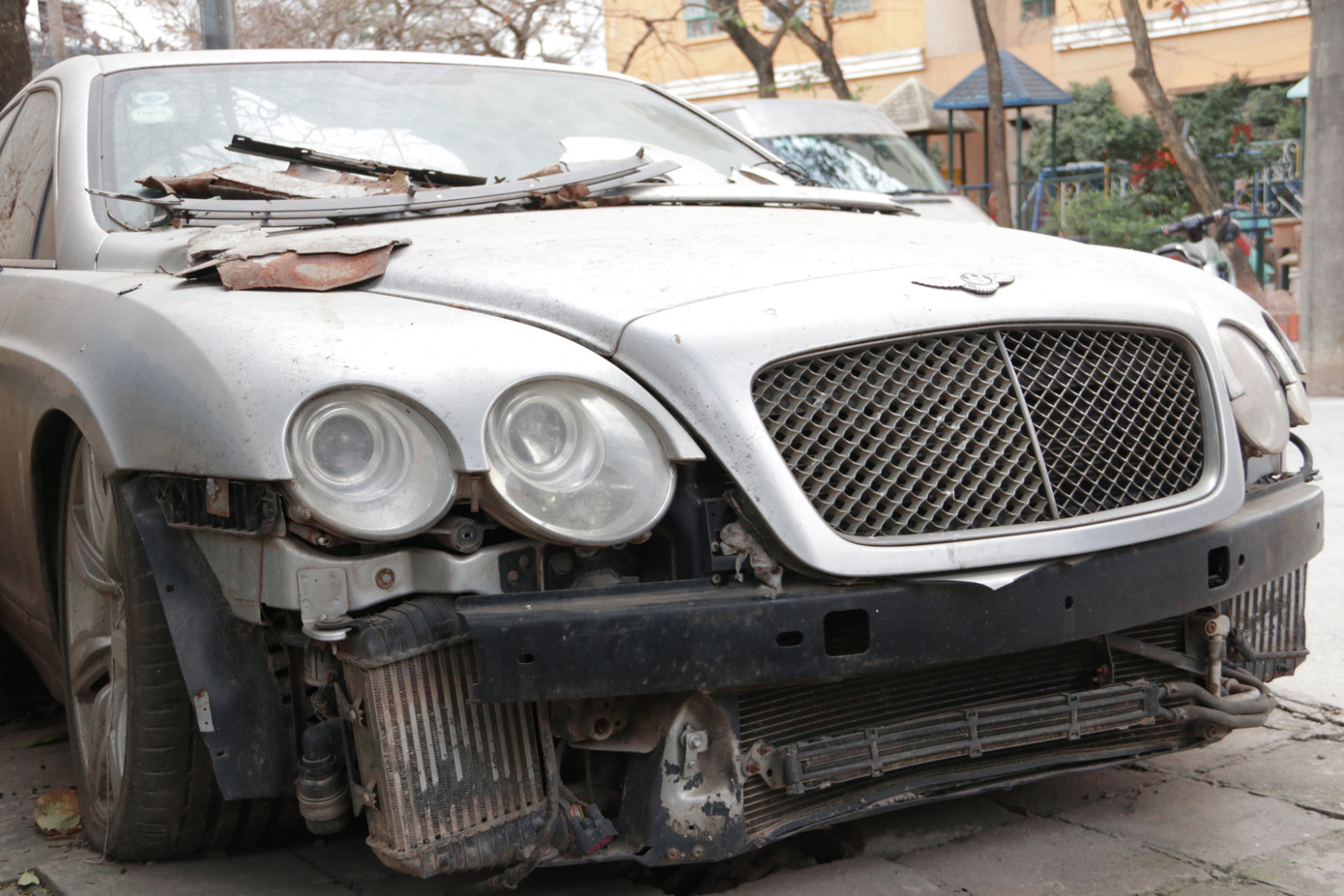 Bí ẩn chủ nhân những siêu xe bị lãng quên nhiều năm trên vỉa hè Hà Nội ảnh 7