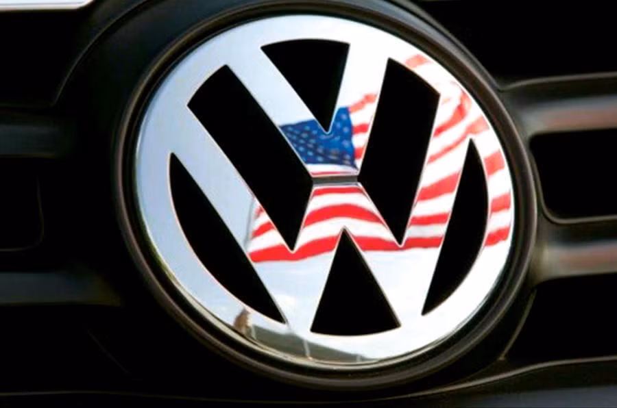 Đề xuất xử phạt với vụ xe Volkswagen gần 4 tỷ có 'đường lưỡi bò' ảnh 3 Đề xuất xử phạt với vụ xe Volkswagen gần 4 tỷ có 'đường lưỡi bò' ảnh 3