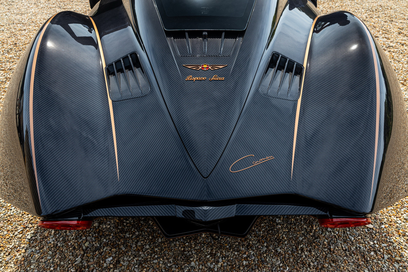 Siêu xe chỉ sản xuất 5 chiếc có giá 1,65 triệu euro ảnh 7