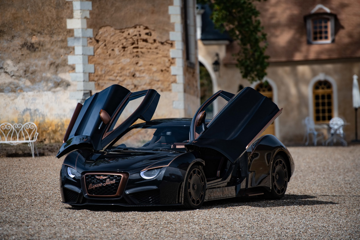Siêu xe chỉ sản xuất 5 chiếc có giá 1,65 triệu euro ảnh 4