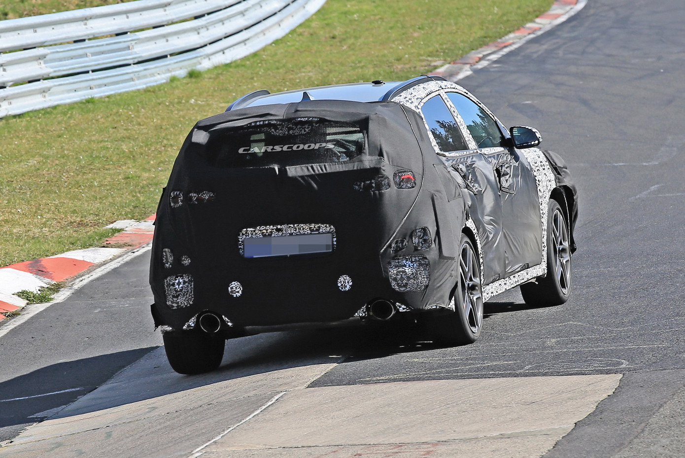 Hyundai Kona phiên bản hiệu suất cao lộ ảnh chạy thử ảnh 2