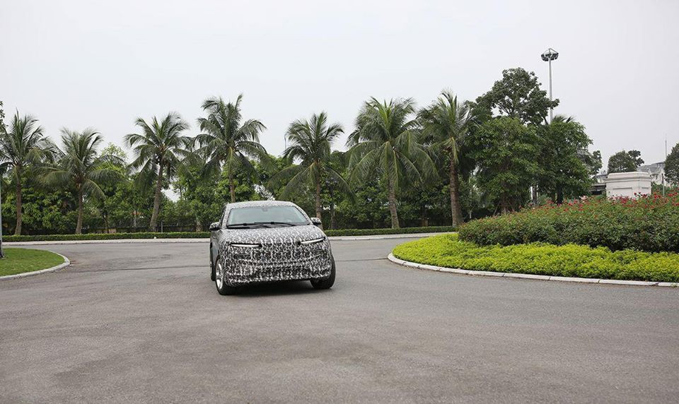 SUV mới của VinFast lộ ảnh chạy thử ảnh 1