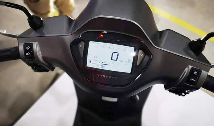 Lộ diện xe máy điện VinFast Klara S mới, chỉ cho phép đổi pin ảnh 3