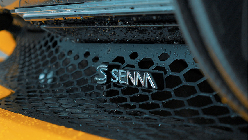 Người phụ nữ với sở thích sưu tập siêu xe McLaren ảnh 4