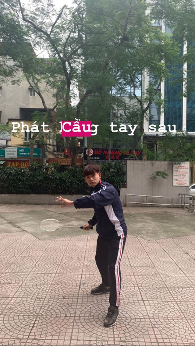 Nam sinh gây 'sốt mạng' với tuyển tập bài học thể dục online mùa dịch ảnh 6