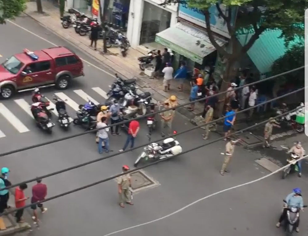 Những tình tiết khó tin vụ nữ nghi can cướp hơn 2 tỷ tại ngân hàng ở Sài Gòn ảnh 4