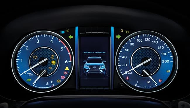 Toyota Fortuner 2020 có thêm bản Legender cao cấp ảnh 14