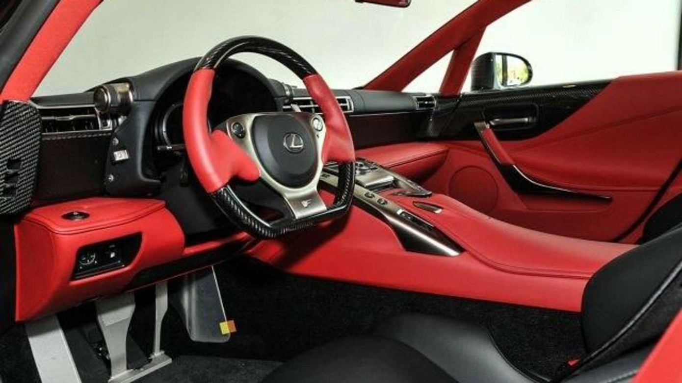 Siêu xe Lexus LFA cũ được bán giá hơn 1 triệu euro ảnh 5