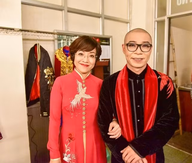 NSND Công Lý: 'Tôi cảm động vì sau ly hôn, hai vợ đầu cư xử rất văn minh' ảnh 3
