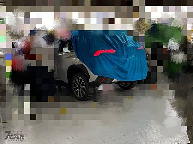 Toyota Corolla Cross lộ diện hình ảnh thực tế ảnh 1