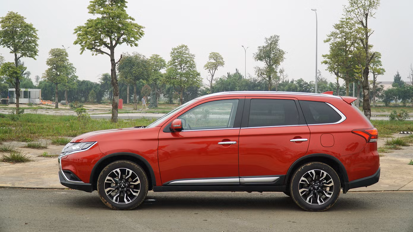 Đánh giá ưu và nhược điểm của Mitsubishi Outlander 2020 ảnh 2