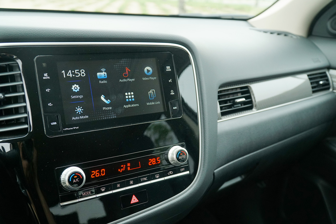 Đánh giá ưu và nhược điểm của Mitsubishi Outlander 2020 ảnh 5