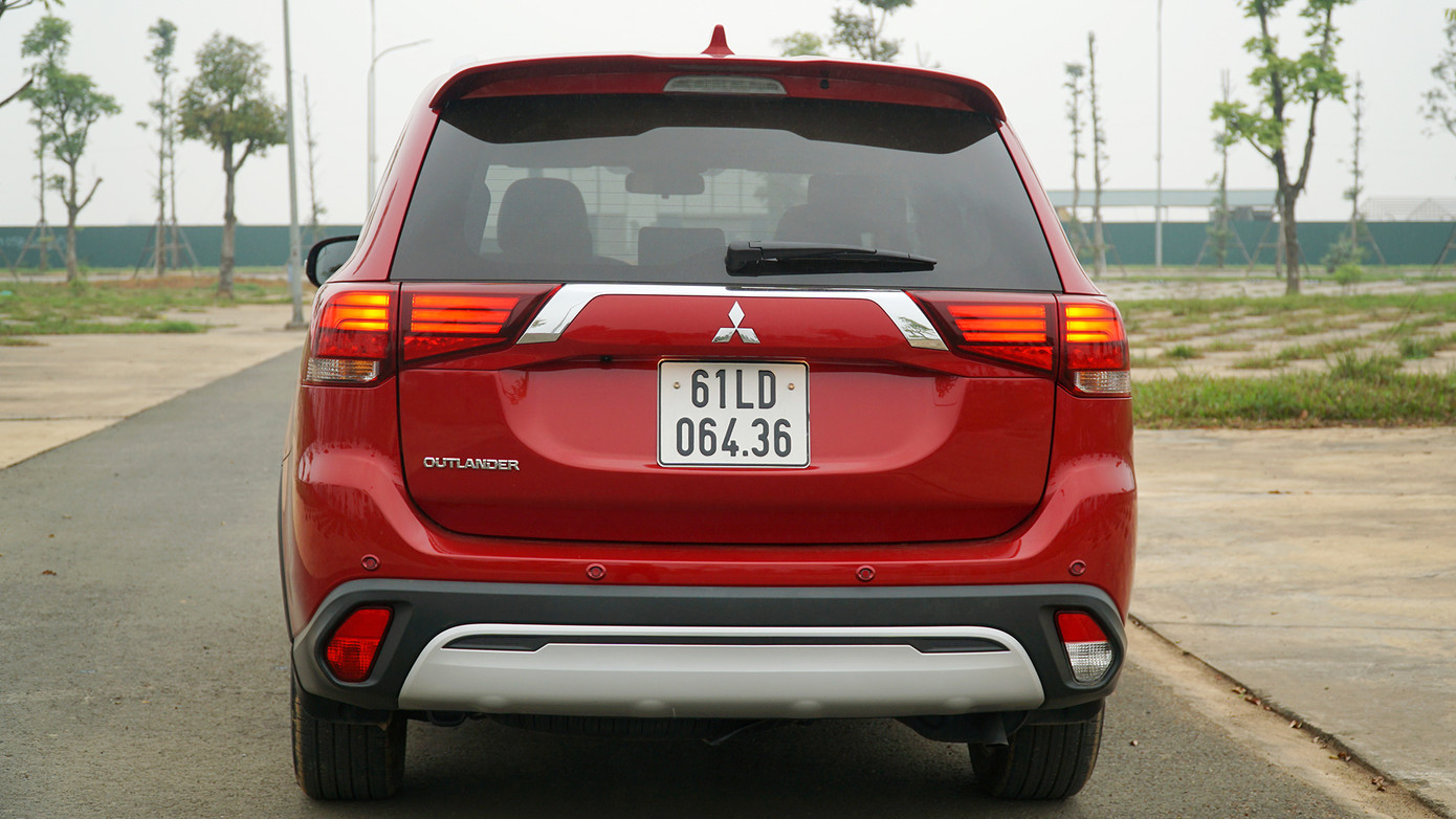 Đánh giá ưu và nhược điểm của Mitsubishi Outlander 2020 ảnh 3