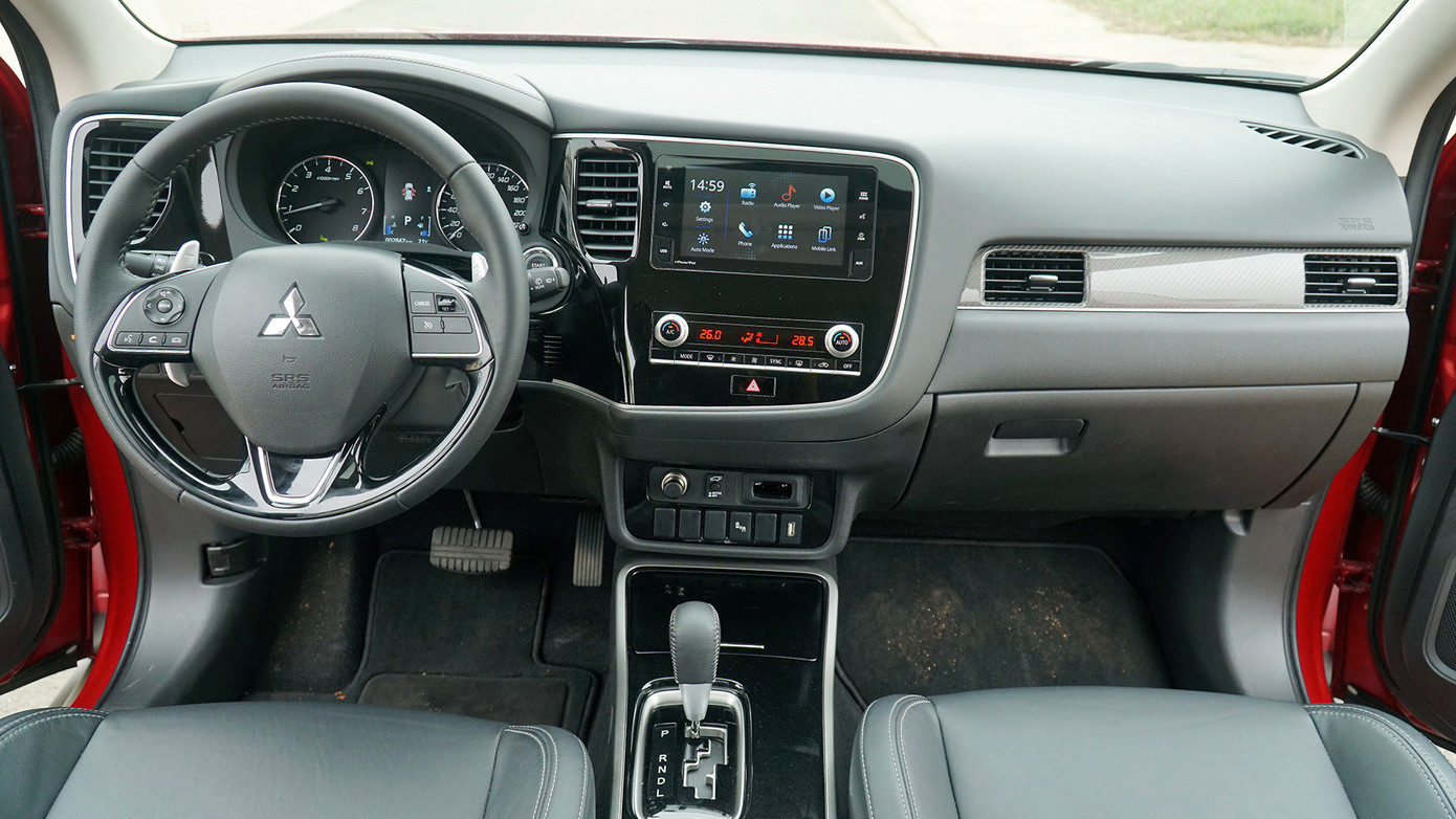 Đánh giá ưu và nhược điểm của Mitsubishi Outlander 2020 ảnh 4