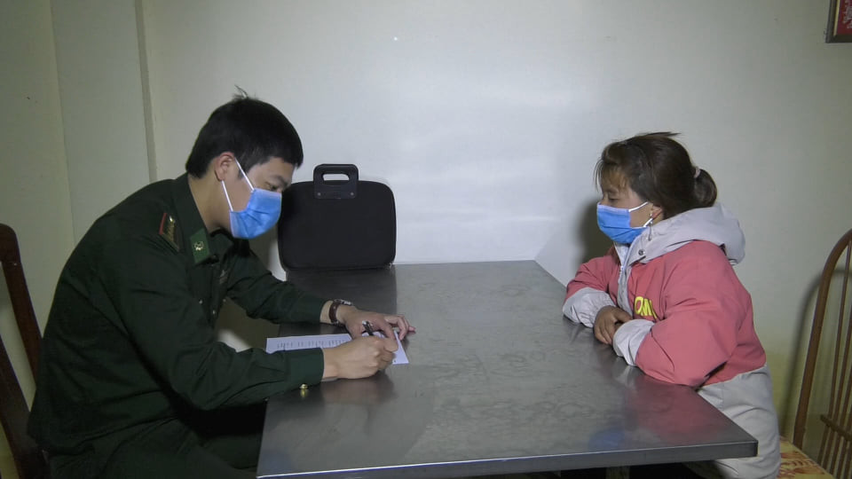 Ngăn chặn 16 người vượt biên trái phép ảnh 4