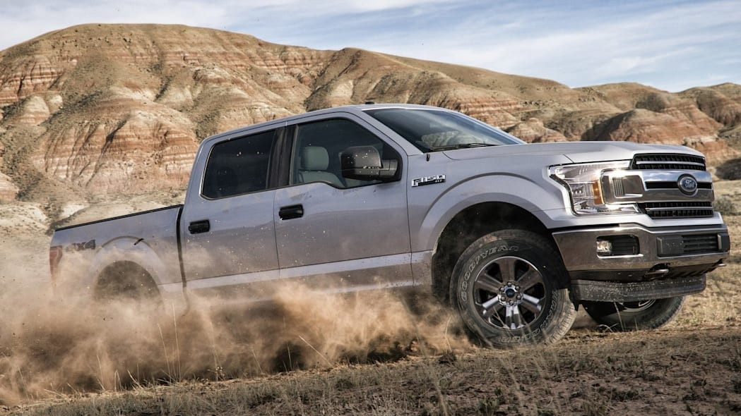 Top 10 mẫu xe bán chạy nhất mọi thời đại ảnh 9