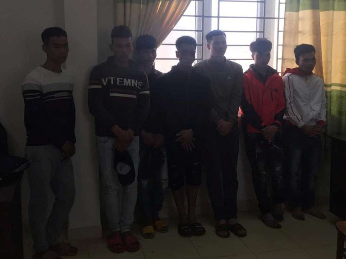 Đánh hai công an trọng thương khi bị bắt vì đốt pháo ảnh 1