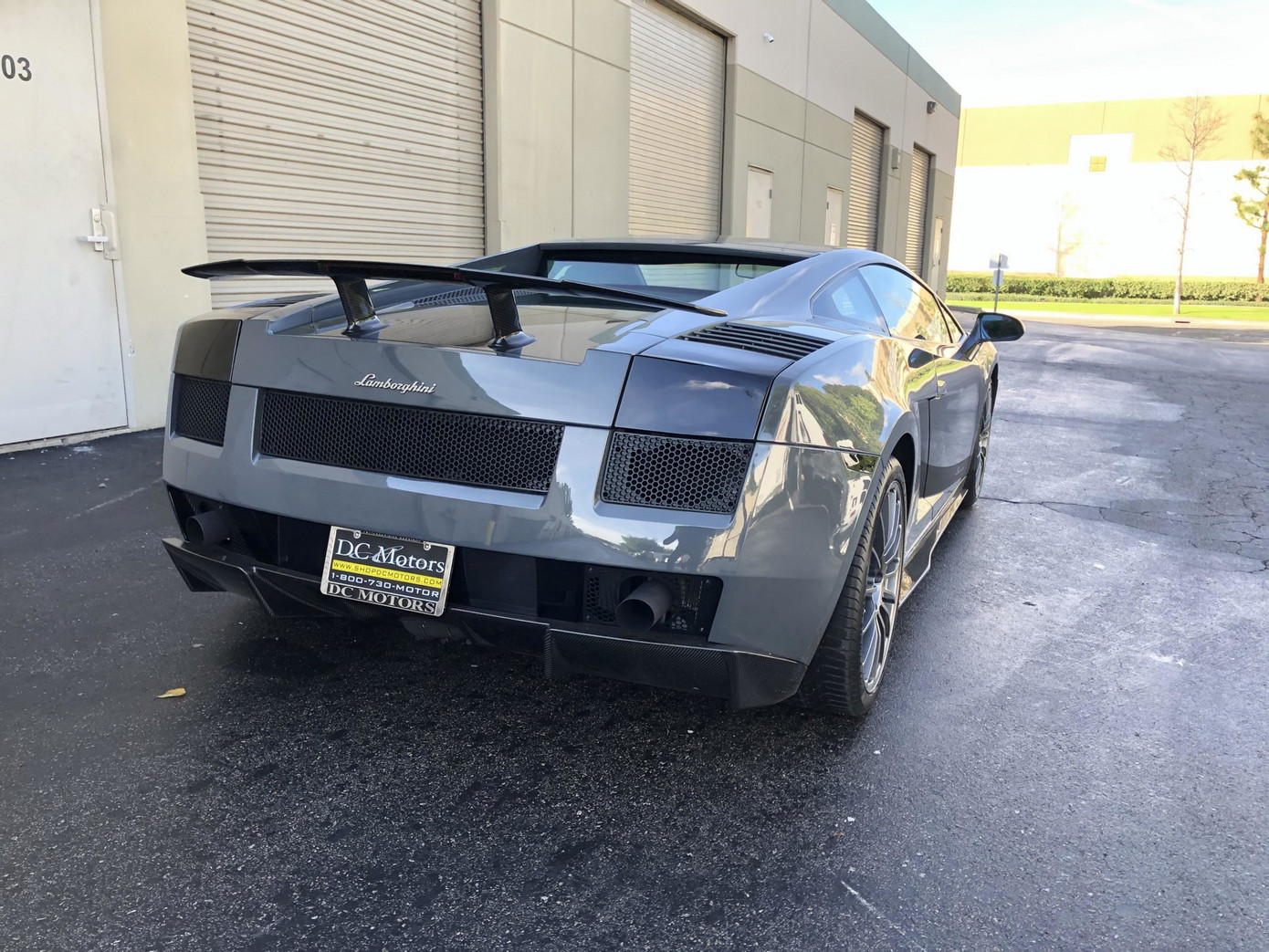 Siêu xe Lamborghini Gallardo Superleggera 2008 được đấu giá 1,8 tỷ đồng ảnh 5