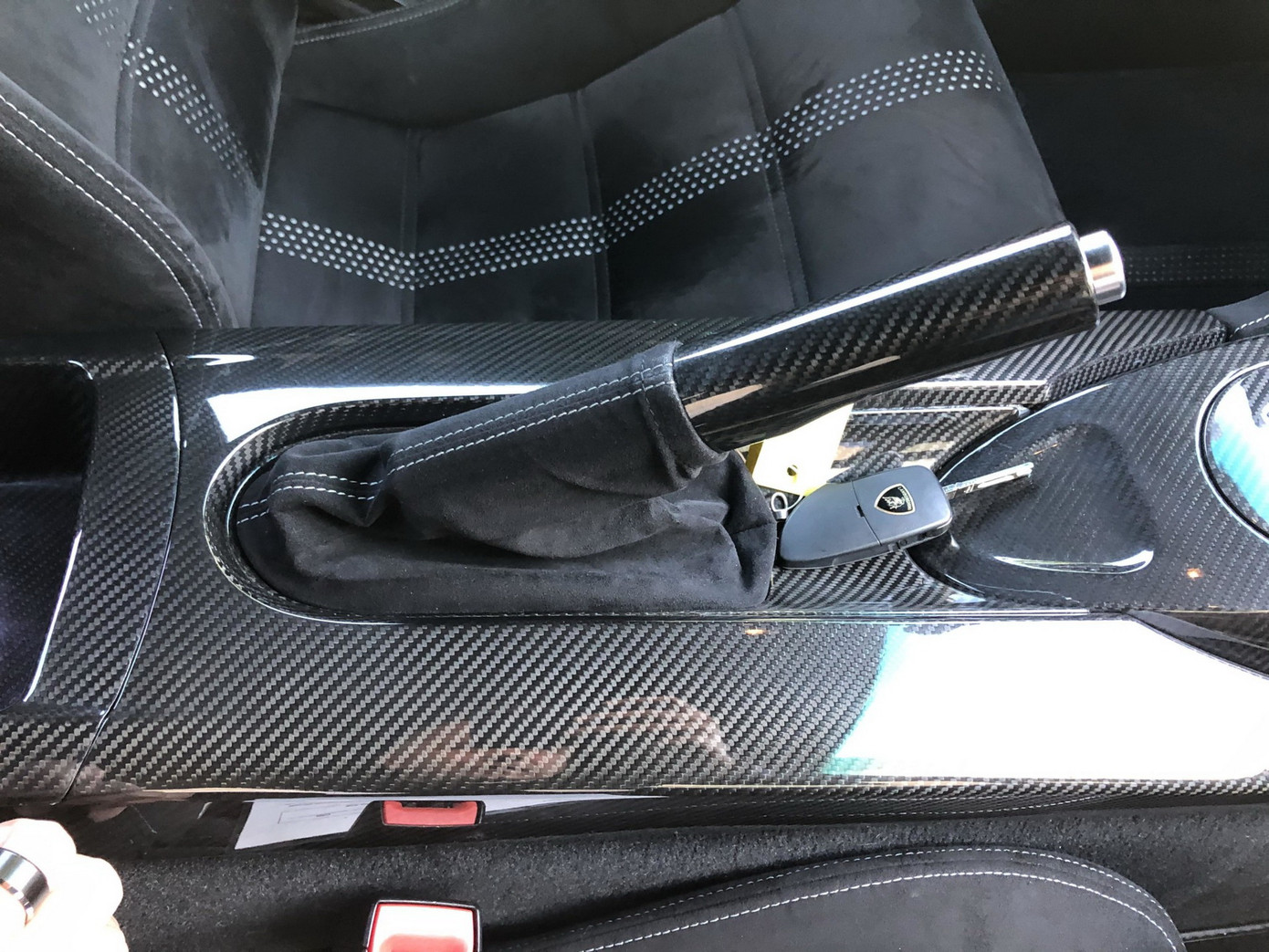 Siêu xe Lamborghini Gallardo Superleggera 2008 được đấu giá 1,8 tỷ đồng ảnh 16