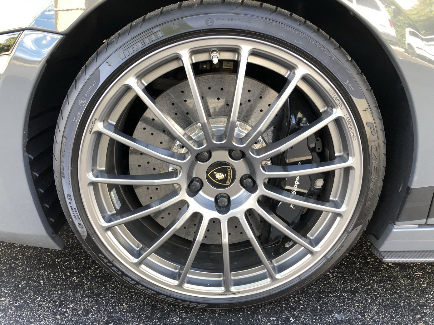 Siêu xe Lamborghini Gallardo Superleggera 2008 được đấu giá 1,8 tỷ đồng ảnh 10