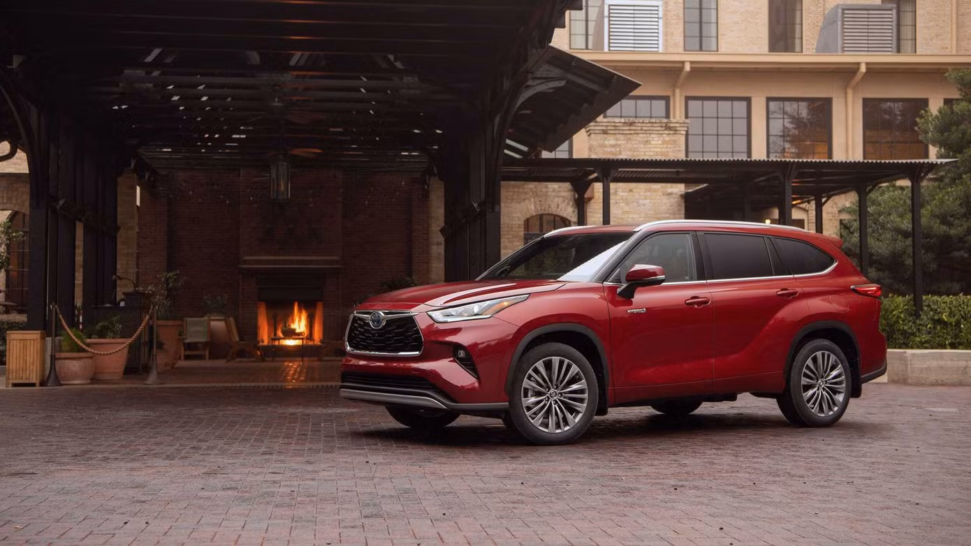 Toyota sắp tung thêm mẫu xe Grand Highlander? ảnh 1