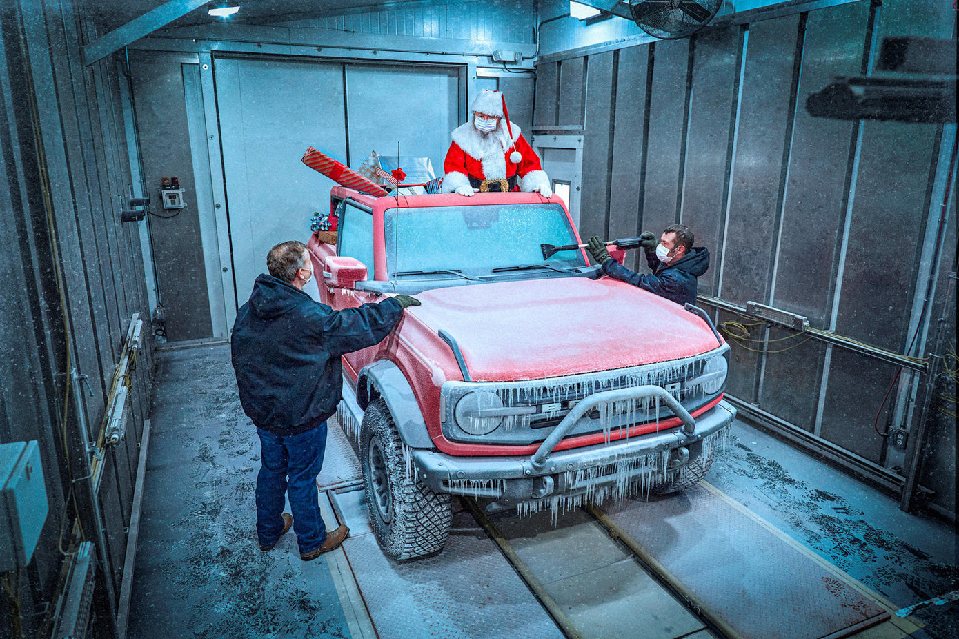 Cách chào đón Giáng sinh độc đáo của các hãng xe ảnh 7