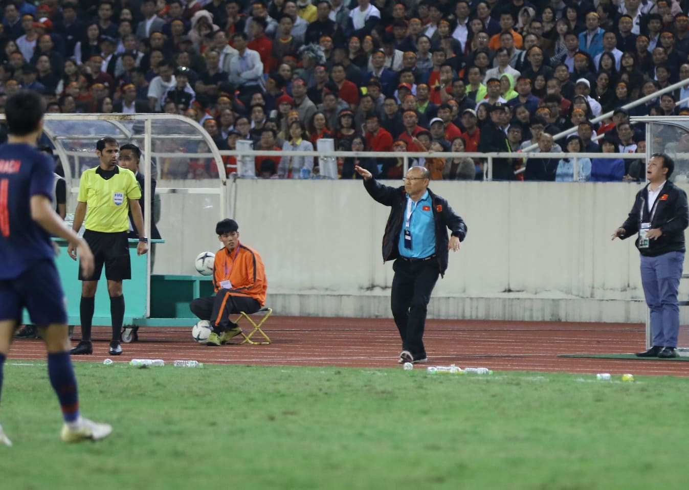 HLV Park Hang Seo từ tột đỉnh vui sướng đến... phẫn nộ ảnh 11