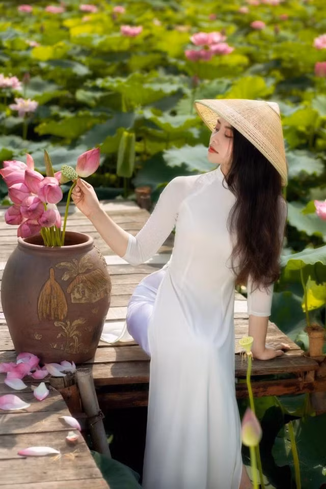 Vẻ đẹp dung dị của nữ sinh Ngân hàng ảnh 7