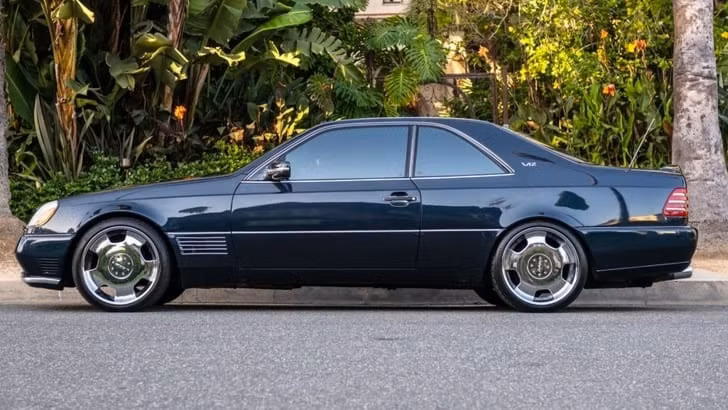 Đấu giá xe Mercedes-Benz hơn 20 năm tuổi của Michael Jordan ảnh 1