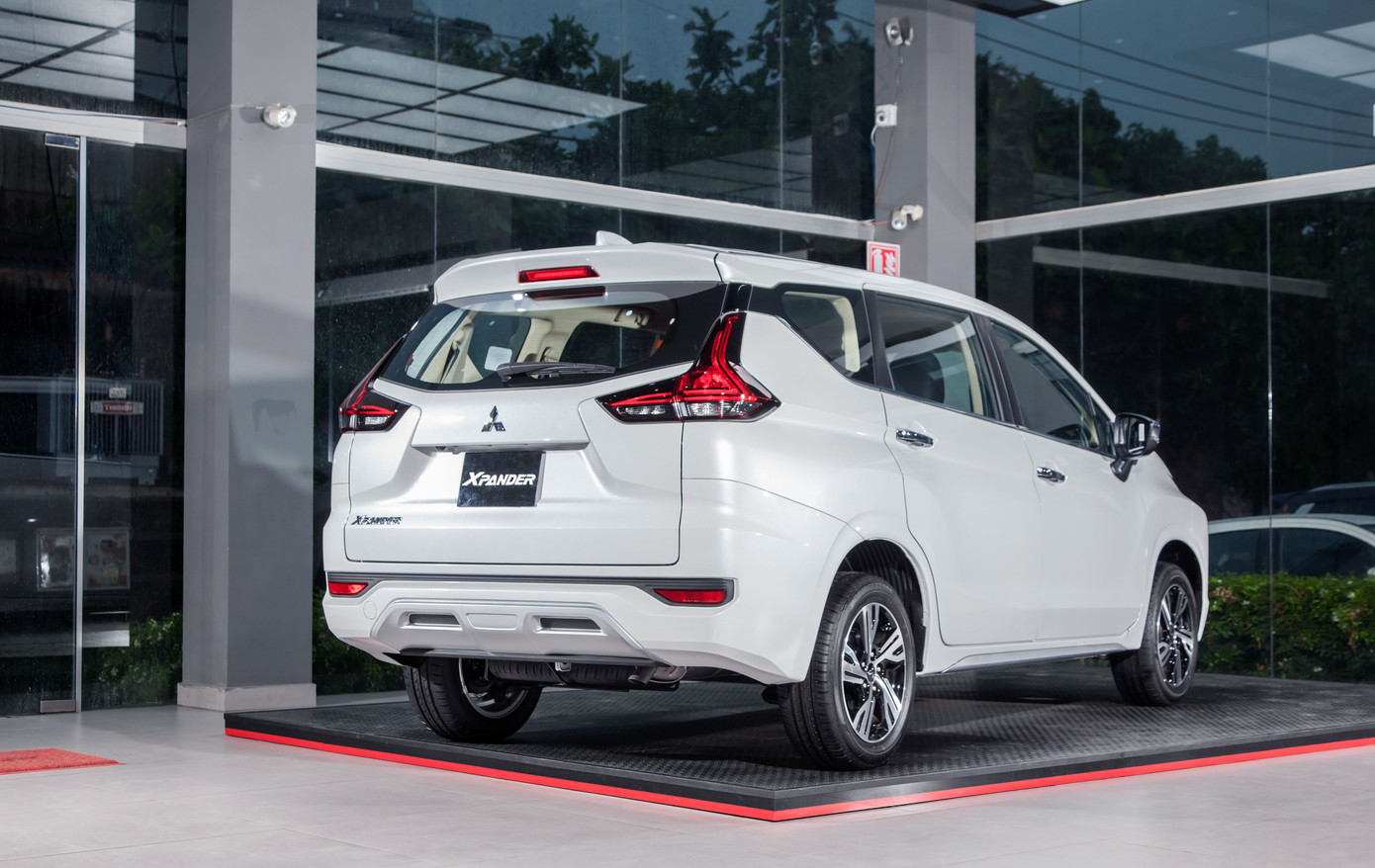 Mitsubishi Xpander 2020 tăng giá 10 triệu đồng ảnh 2