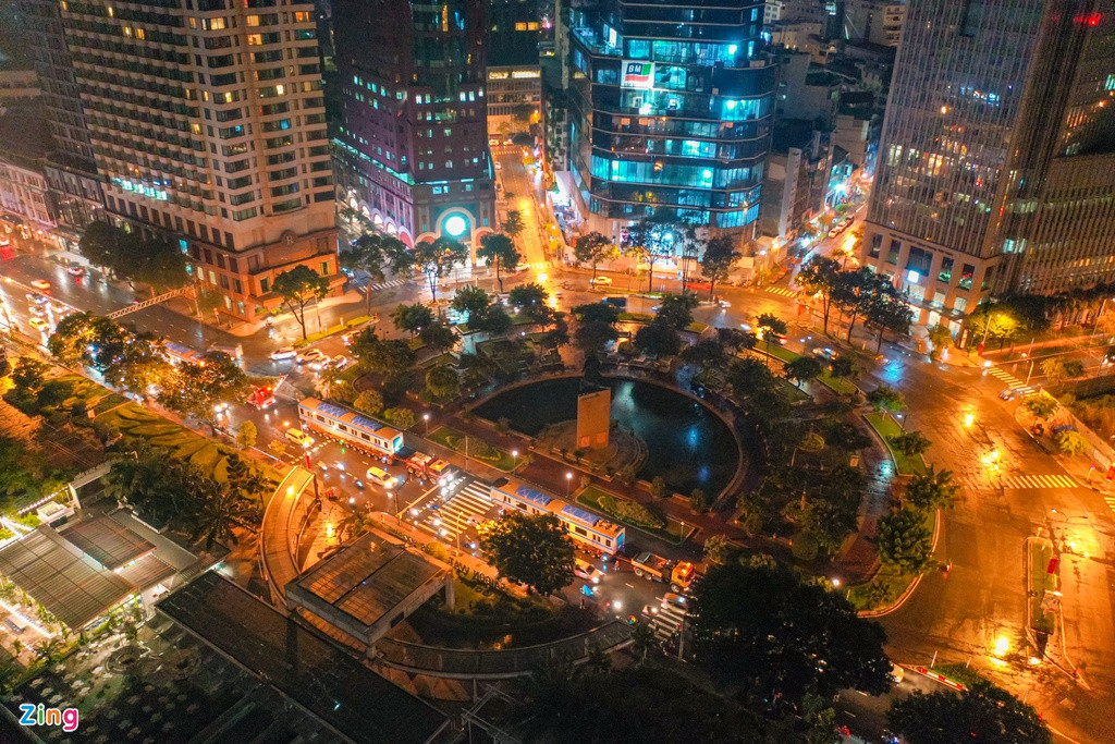 Ba giờ vận chuyển tàu metro về đến depot Long Bình ảnh 5