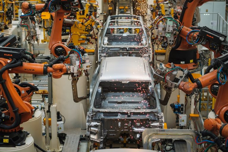 Dịch cúm corona ảnh hưởng đến ngành ôtô toàn cầu ra sao? ảnh 1