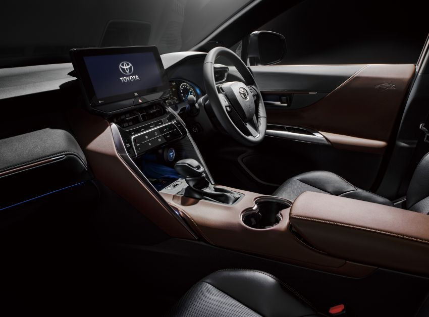 Toyota Harrier giá 'khủng' bán ra tại Đông Nam Á ảnh 5