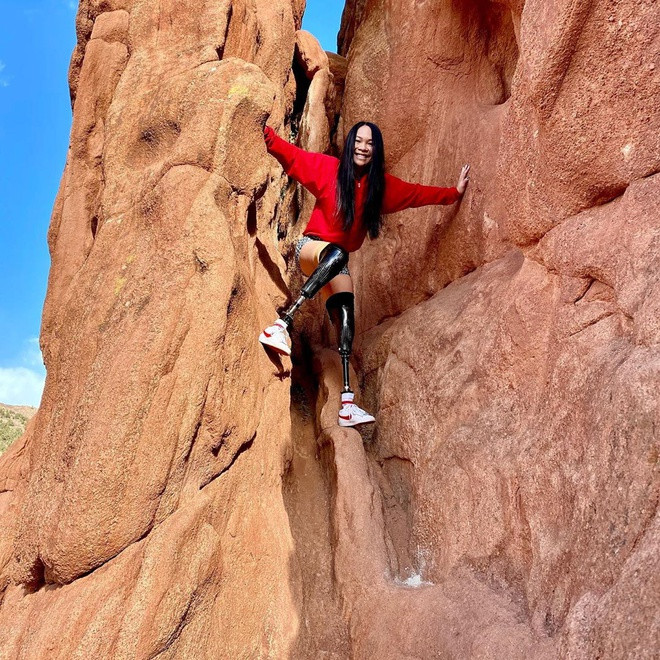 Cô gái gốc Việt mất 2 chân vì nổ bom, thành vận động viên bơi lội ở Mỹ ảnh 3