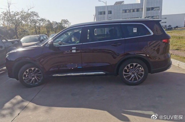 Lộ ảnh Ford Equator - đối thủ Toyota Highlander tại Trung Quốc ảnh 11