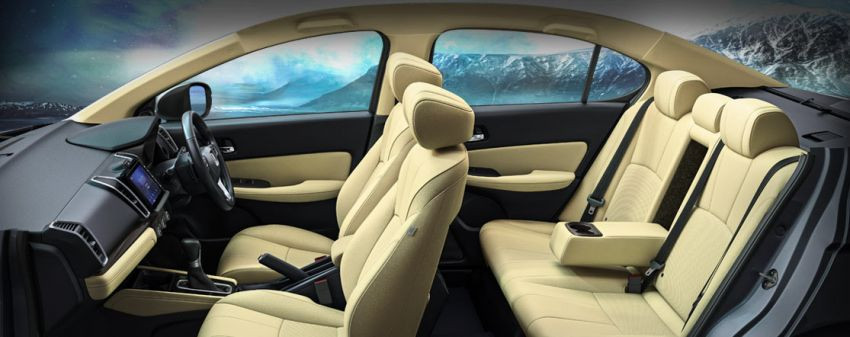 Khoang cabin vẫn rất rộng rãi của Honda City. Honda City 2020 thêm nhiều trang bị, lộ diện tại Ấn Độ ảnh 2