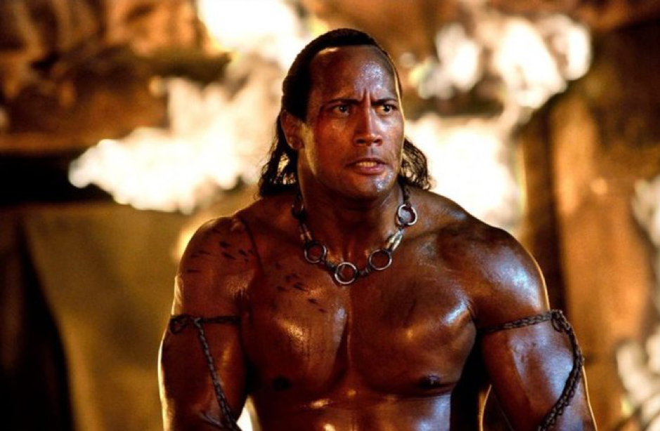 Dwayne Johnson: Từ cầu thủ bóng bầu dục thất bại đến siêu sao giàu có nhất Hollywood ảnh 4
