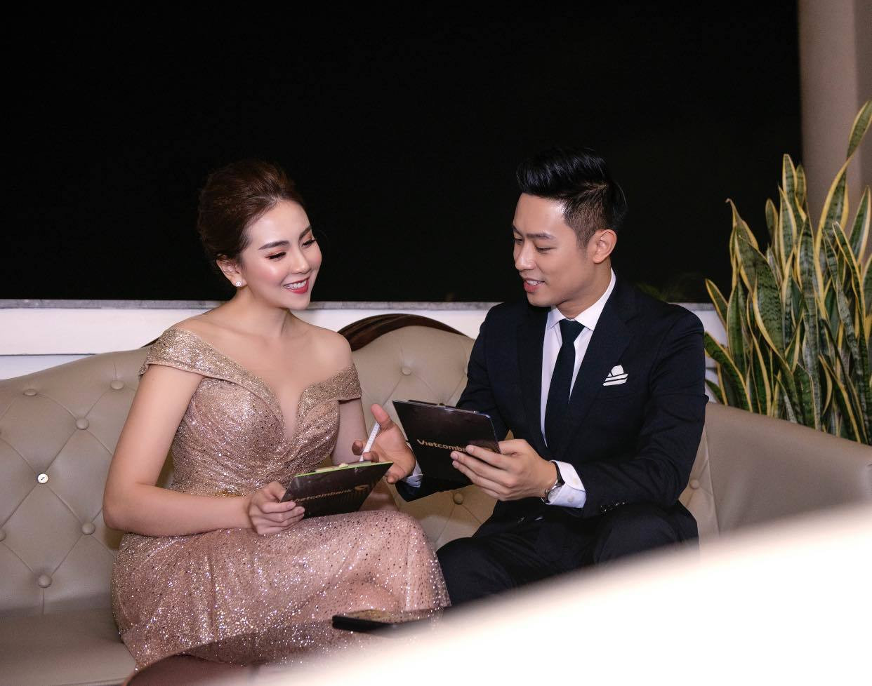 Mỹ nam thời tiết VTV từng là giáo viên dạy giỏi toàn quốc, bị fan nháy máy 70 lần ảnh 3