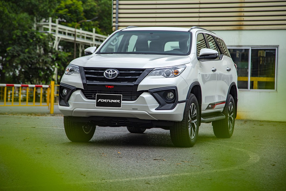 Top 10 ôtô hút khách nhất tháng 3 tại Việt Nam ảnh 6