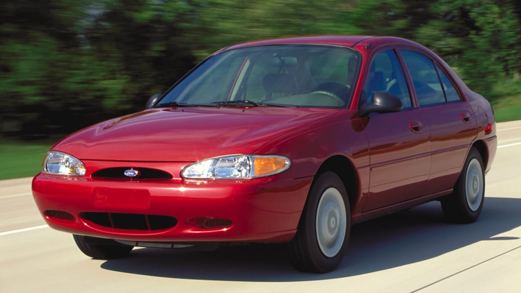 Top 10 mẫu xe bán chạy nhất mọi thời đại ảnh 4