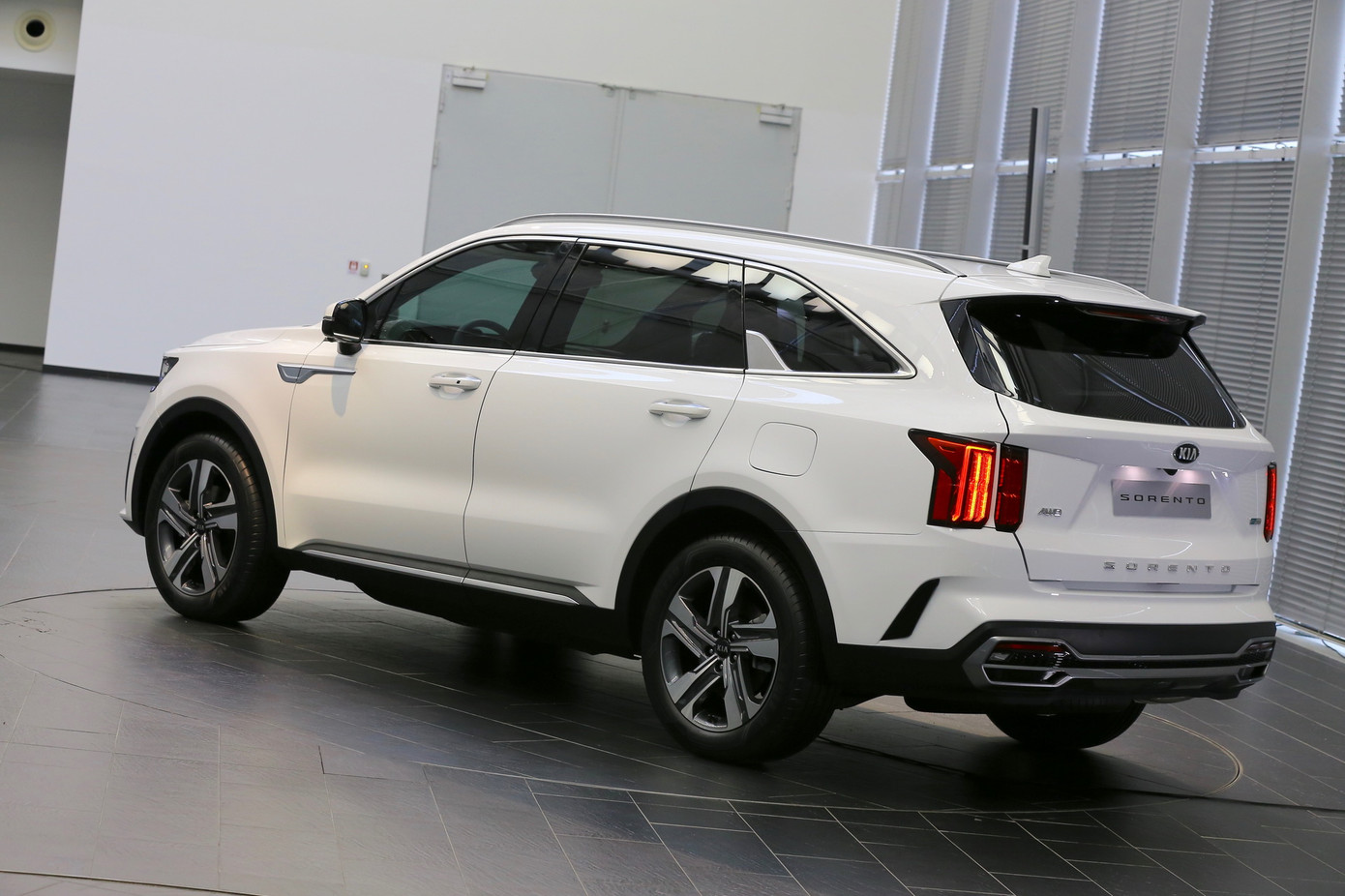 Hình ảnh thực tế Kia Sorento thế hệ mới vừa ra mắt ảnh 15