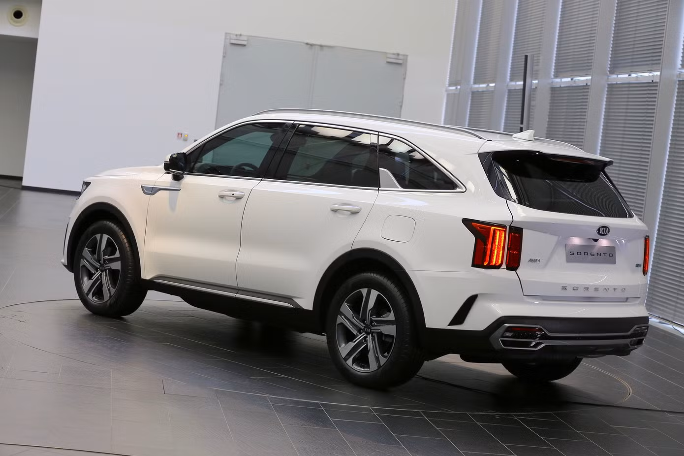 Hình ảnh thực tế Kia Sorento thế hệ mới vừa ra mắt ảnh 15
