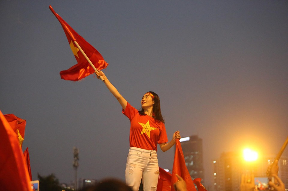 Bóng hồng Việt Nam và Thái Lan 'đọ sắc' trước đại chiến Mỹ Đình ảnh 10