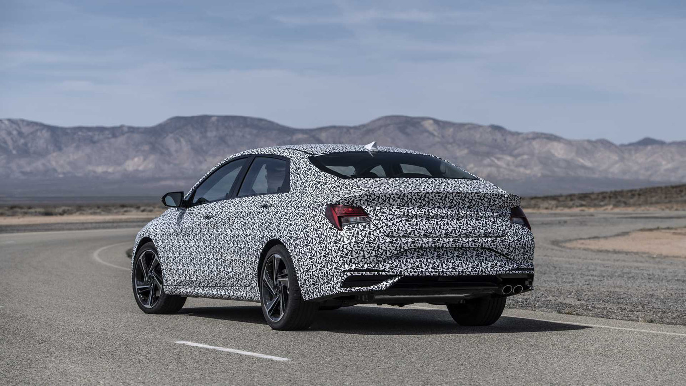 Hyundai Elantra sắp có phiên bản hiệu suất cao N Line 2021 ảnh 3