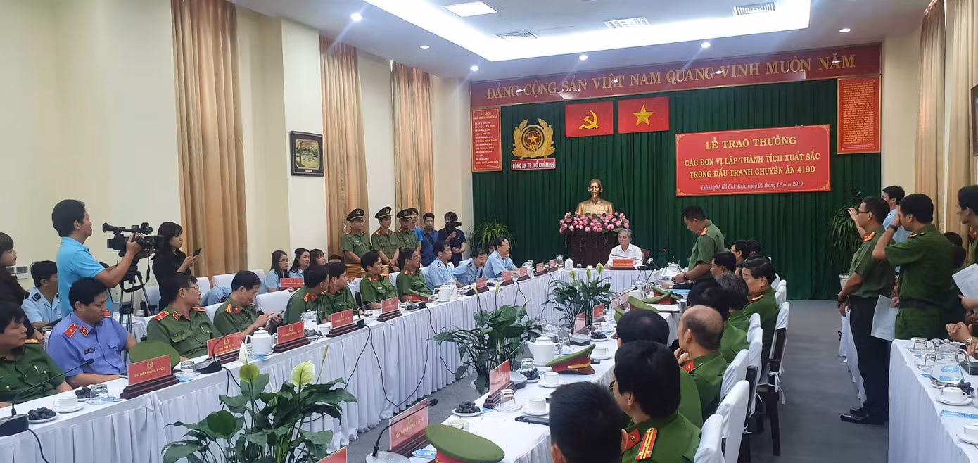 Thu gần 1.400 bánh heroin trong đường dây ma tuý do người Trung Quốc cầm đầu ảnh 2