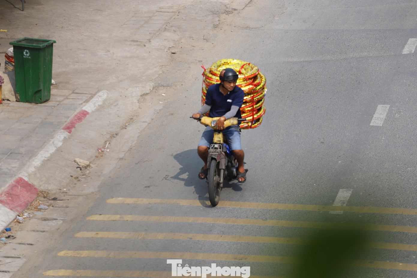 Xe máy 'hết đát' đại náo đường phố Sài Gòn ảnh 12