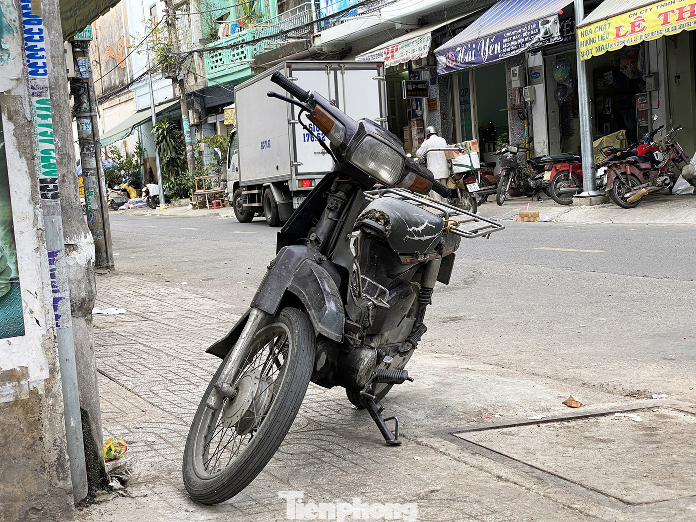 Xe máy là nguồn gây ô nhiễm không khí ở TPHCM ảnh 1